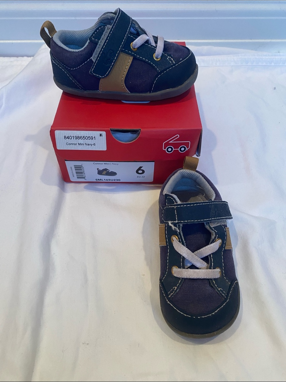 See Kai Run Navy and Tan Kids Sneakers with Hook-and-Loop Strap
